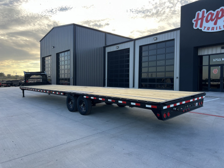 New 2026 PJ 102"x40' GN Low-Pro Flatbed w/ Singles - LS