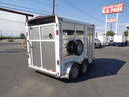 Used 2025 Maverick Trailers * MAV13-2HS * 2 Horse Slant Load Horse Trailer