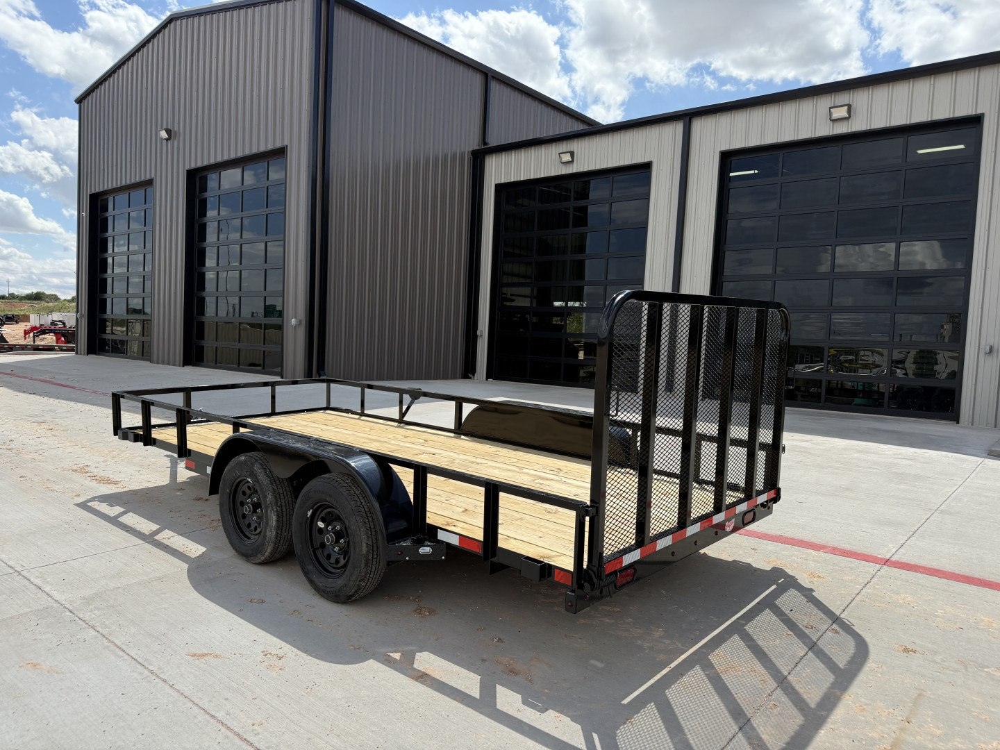 New 2026 X-On 83"x16' Tandem Axle Utility Trailer - U6