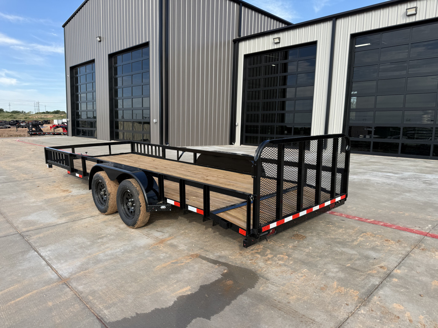 New 2026 X-On 83"x20' Tandem Axle Utility Trailer - U6