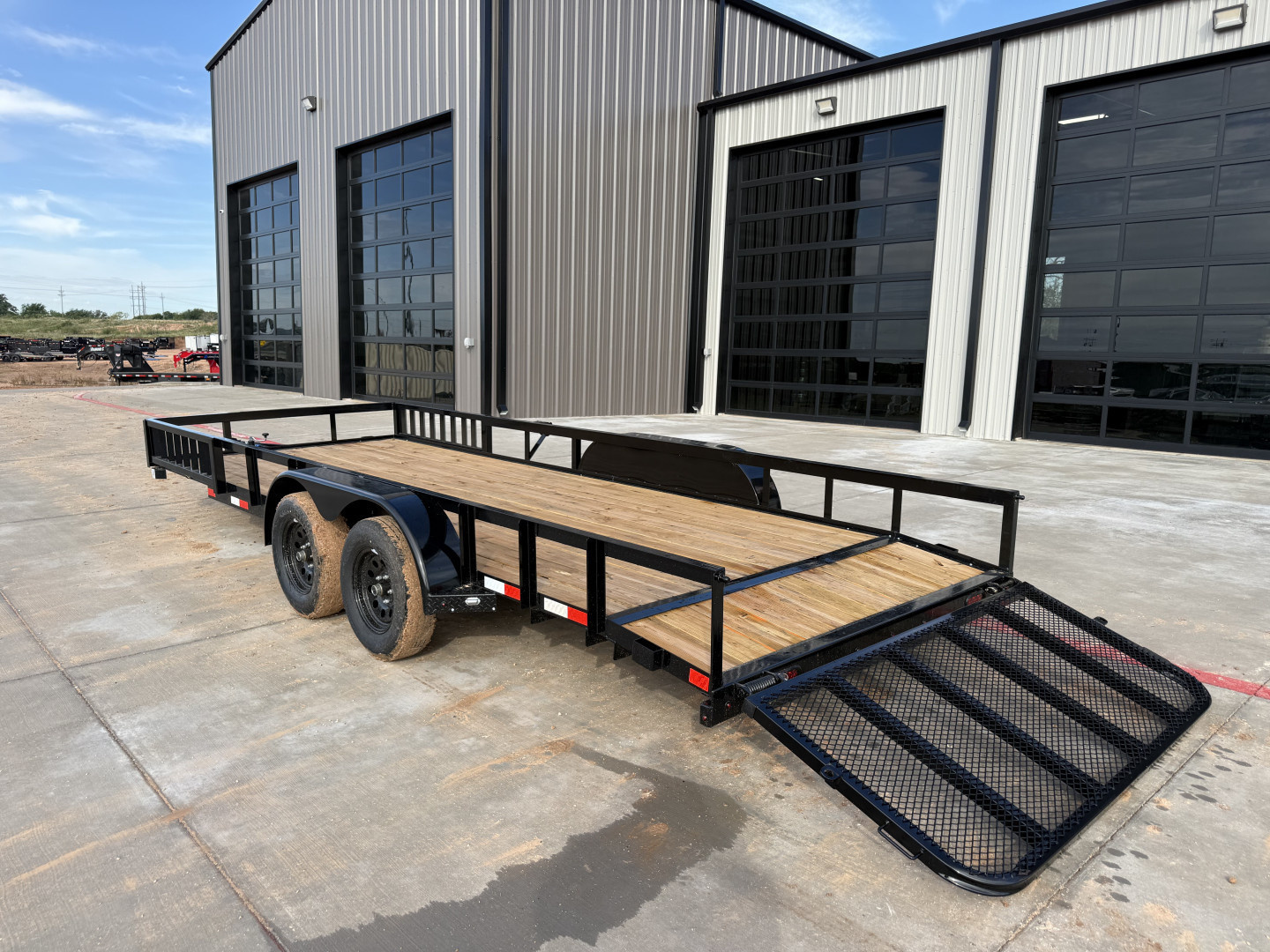 New 2026 X-On 83"x20' Tandem Axle Utility Trailer - U6