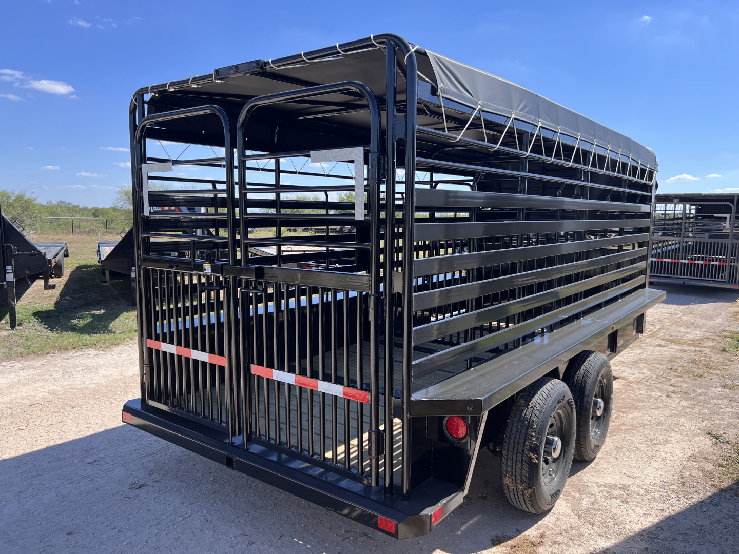 New 2026 Delco Trailers 6.8x16ft Gooseneck Livestock Trailer