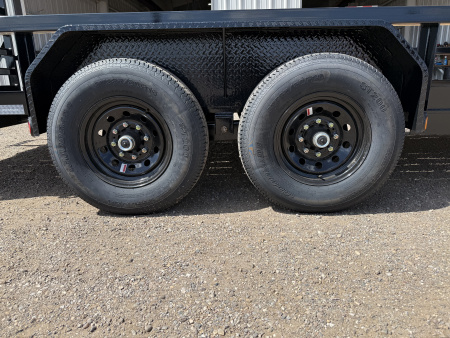 New 2026 PJ 83"x20' Gooseneck Angle Pipetop Trailer – P8