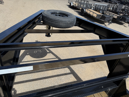 New 2026 PJ 83"x20' Gooseneck Angle Pipetop Trailer – P8