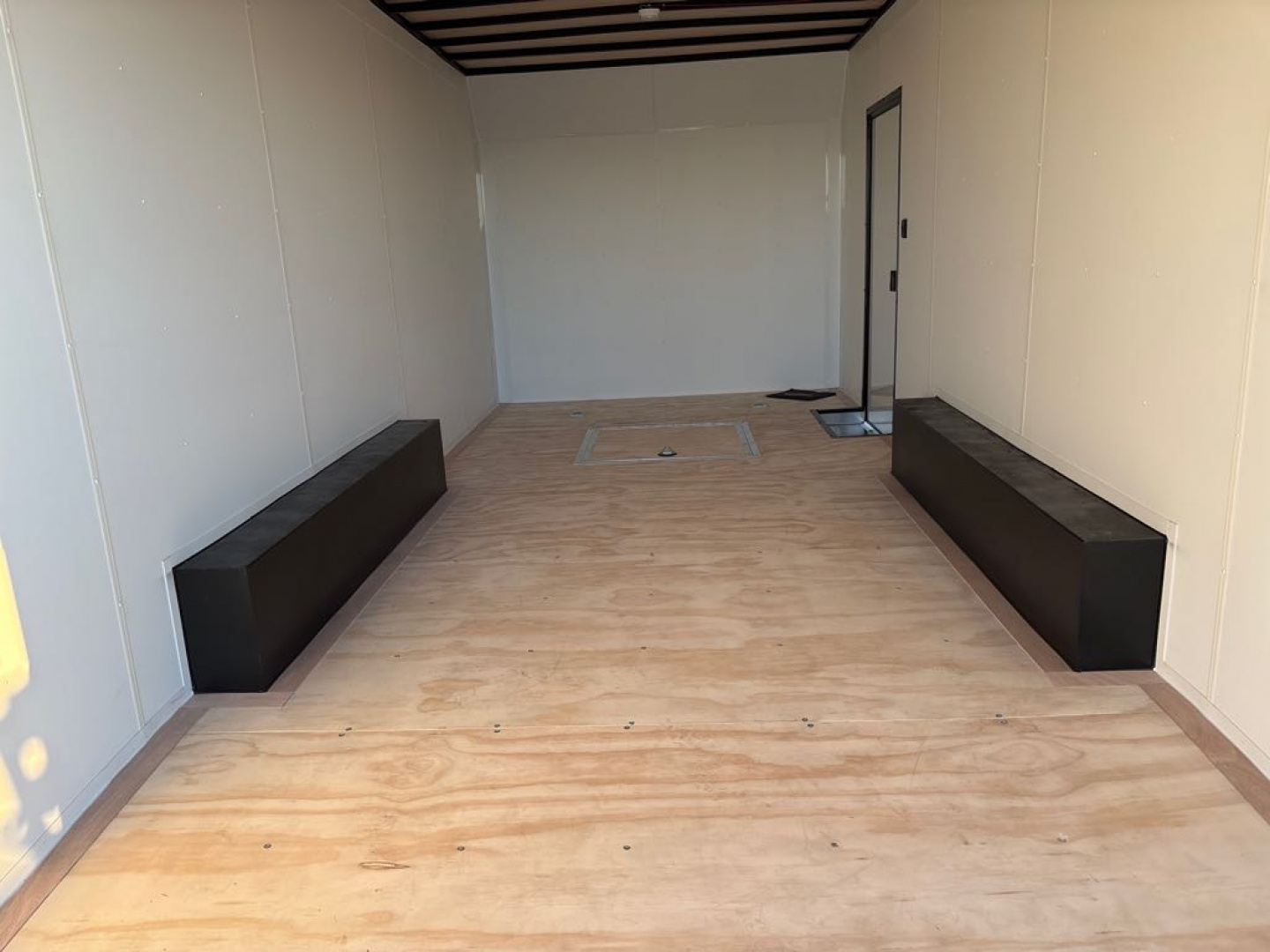 New 2026 United Trailers CLA-8.520TA52-M Car / Racing Trailer