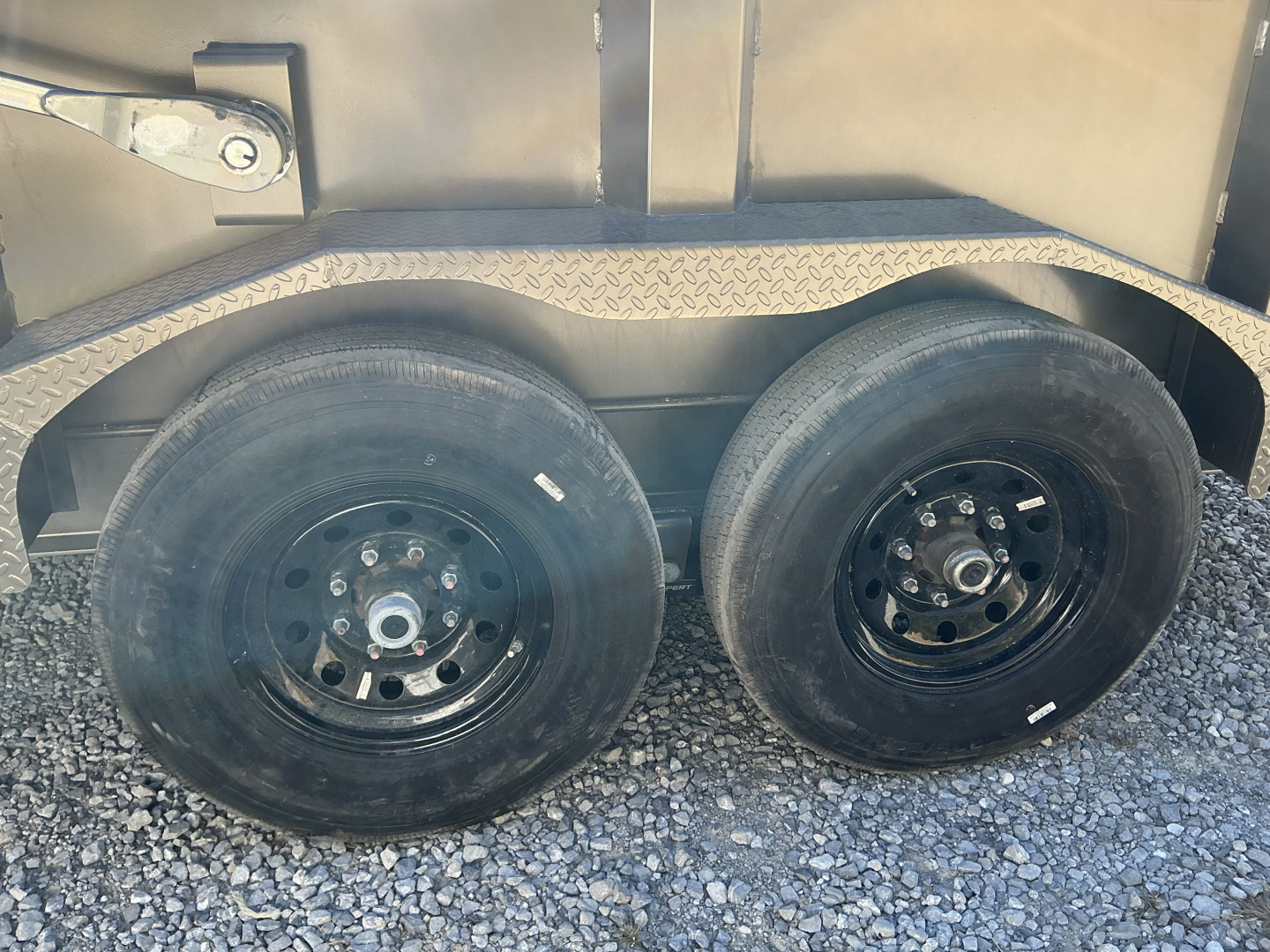 New 2025 Diamond C LPT 207 14’ DUMP TRAILER, PACESETTER EDITION, HYDRAULIC JACK 32” SIDES