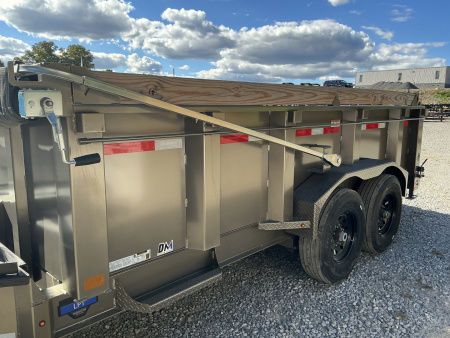 New 2025 Diamond C LPT 207 14’ DUMP TRAILER, PACESETTER EDITION, HYDRAULIC JACK 32” SIDES