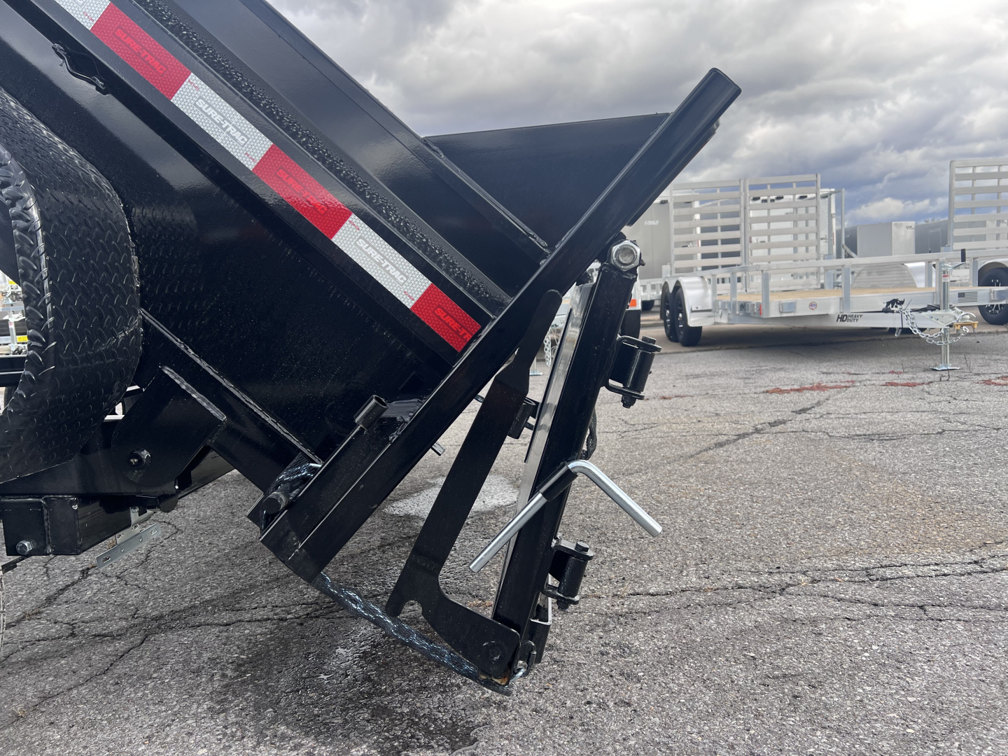 New 2026 Sure-Trac 6x10 7K Low Pro Dump Trailer