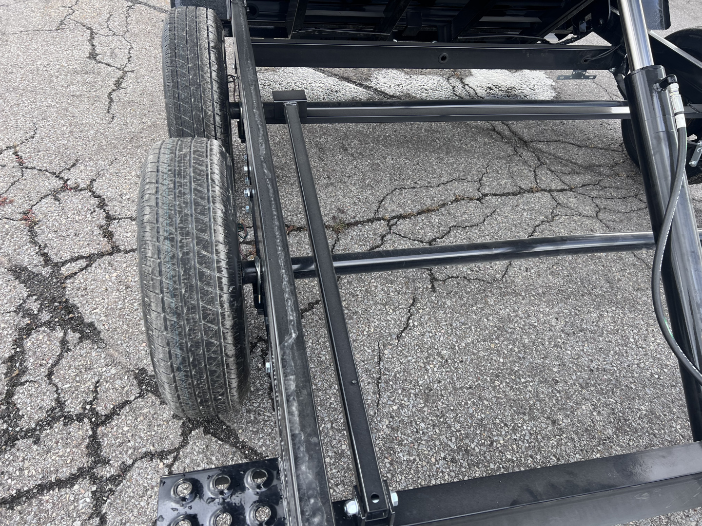 New 2026 Sure-Trac 6x10 7K Low Pro Dump Trailer