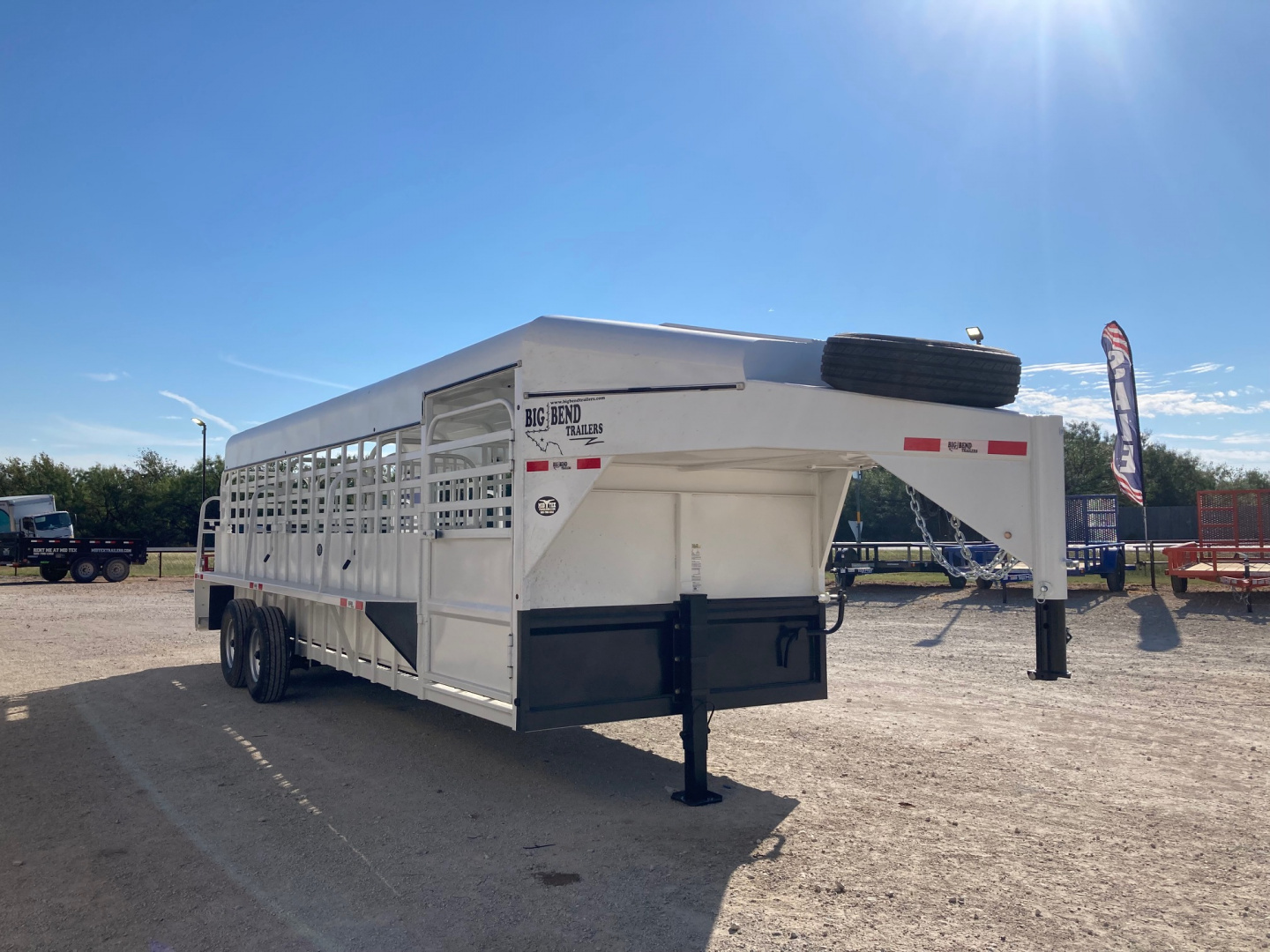 New 2026 Big Bend 24'X6'8" Stock Trailer/ Butterfly Gate