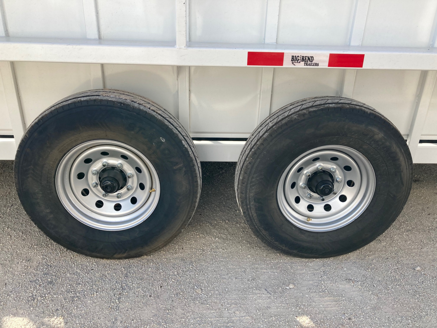 New 2026 Big Bend 24'X6'8" Stock Trailer/ Butterfly Gate