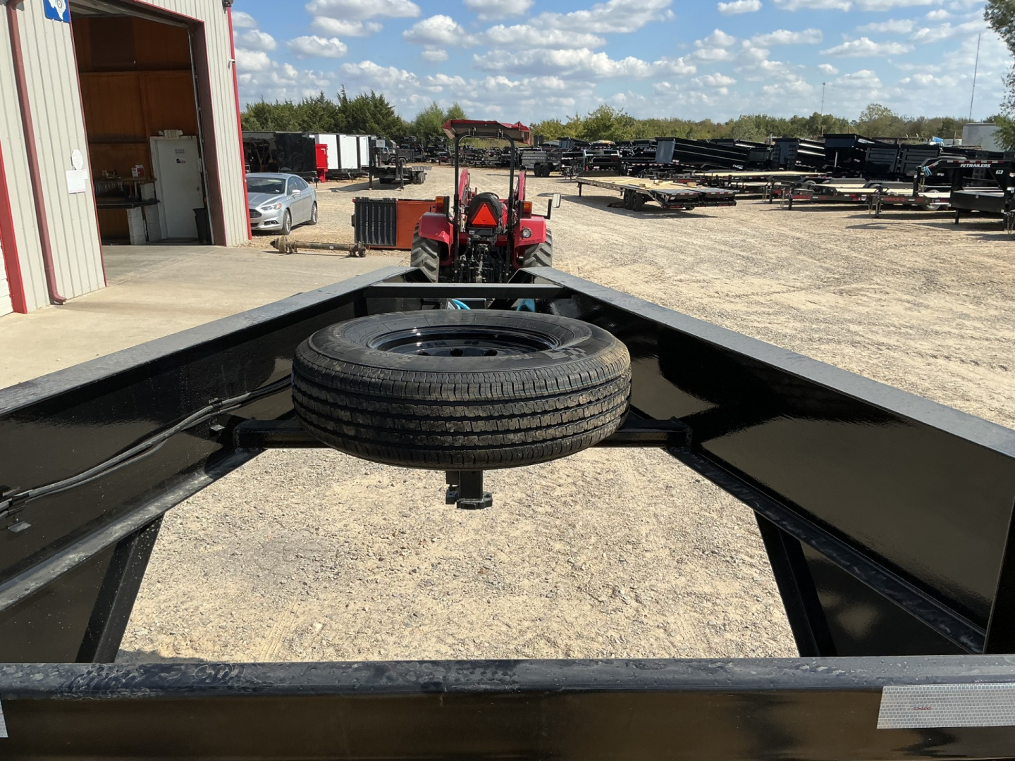 New 2026 PJ 102”x25’ Quest Gooseneck Flatbed w/ Singles – LQ