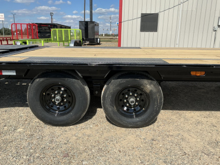 New 2026 PJ 102”x25’ Quest Gooseneck Flatbed w/ Singles – LQ