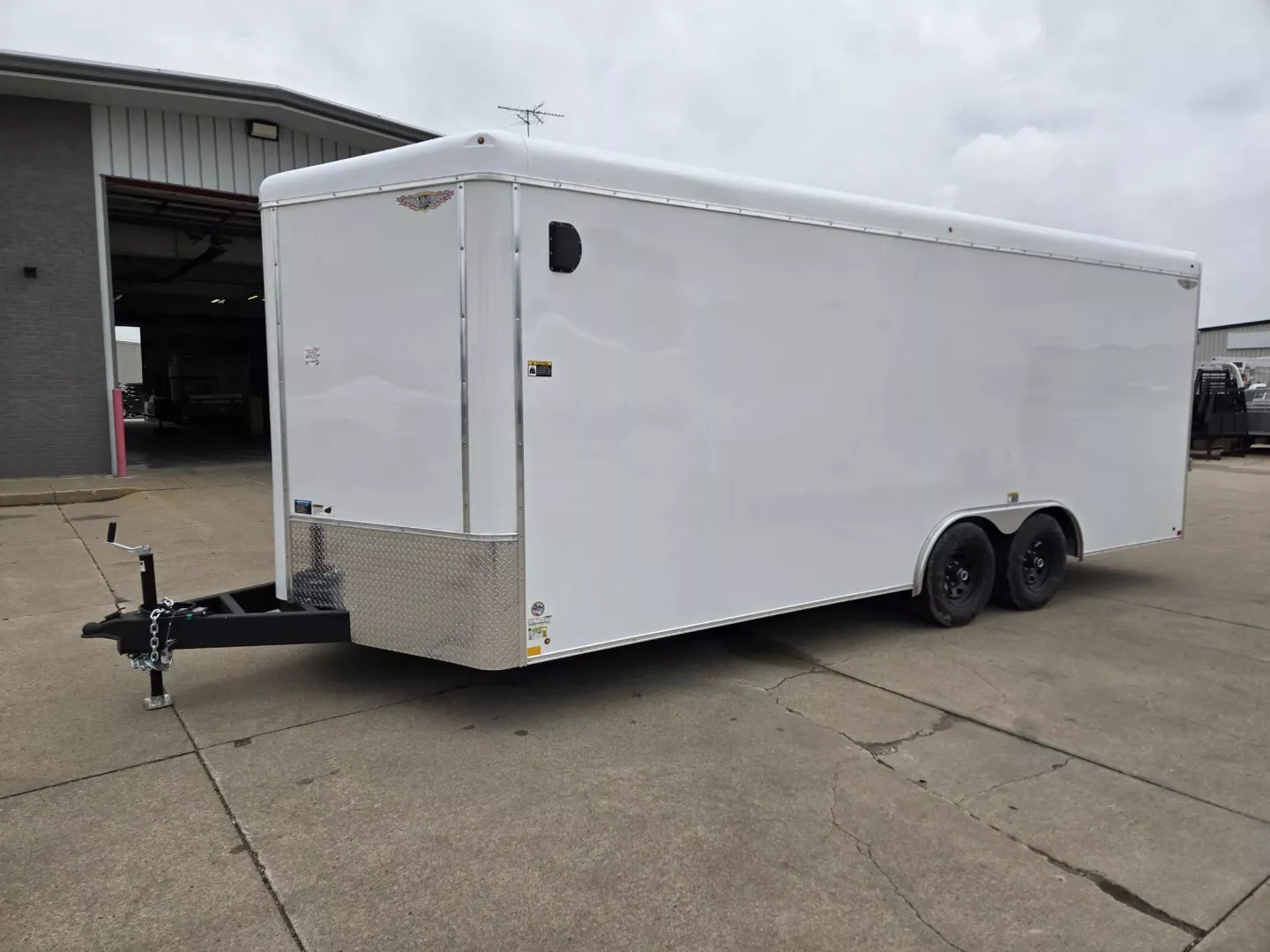 New 2026 H&H Trailers 8.5x20 HH Series Round Top V-Nose Enclosed Car Hauler Trailer 10K Cargo / Enclosed Trailer