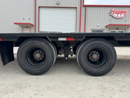 New 2026 PJ 102"x36' GN Low-Pro Flatbed w/ Duals - LD