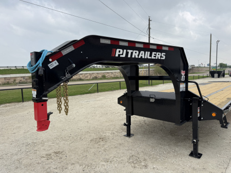 New 2026 PJ 102"x36' GN Low-Pro Flatbed w/ Duals - LD