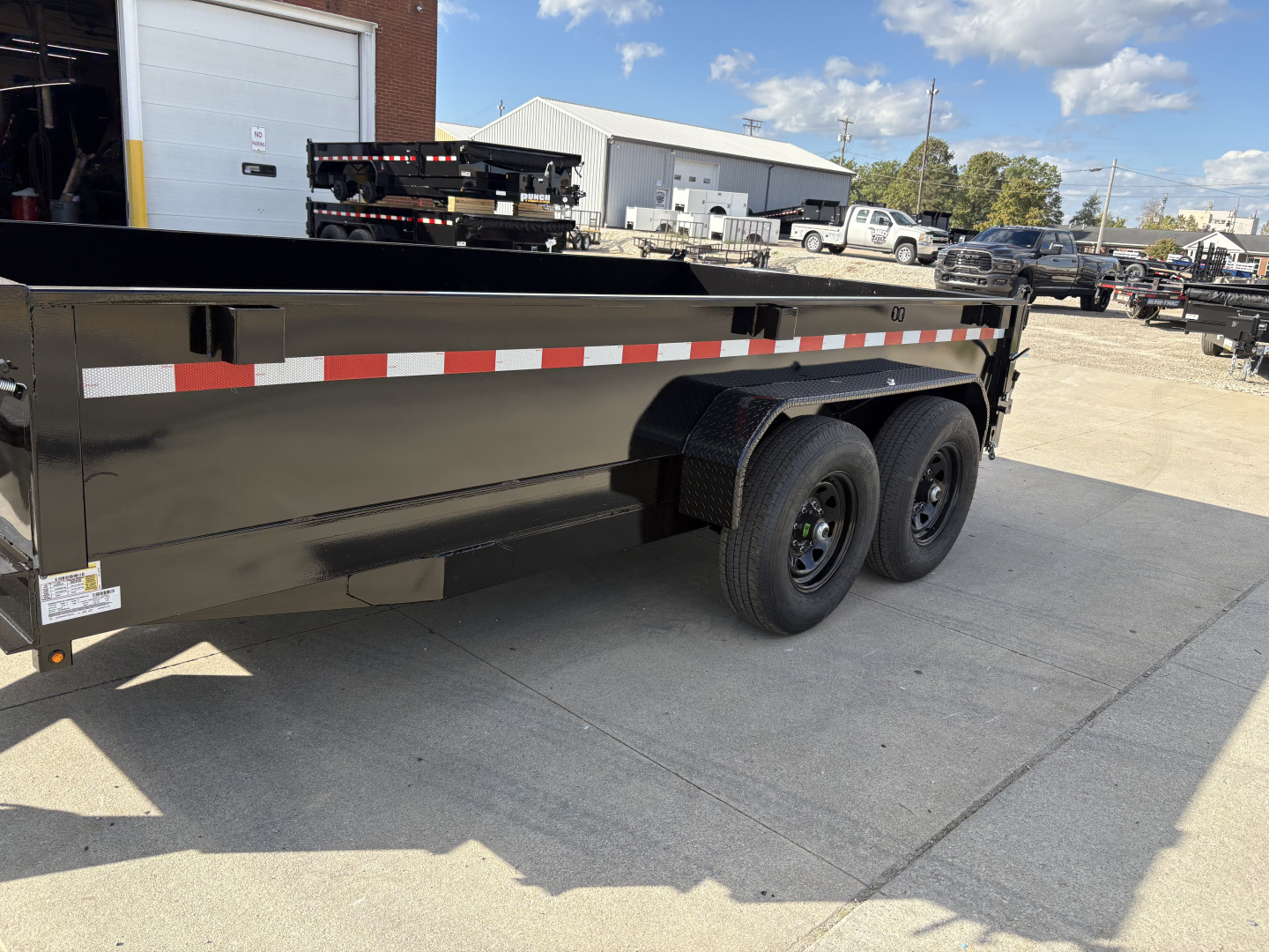 New 2026 Punch 83"X14' SCISSOR 14K DUMP Dump Trailer