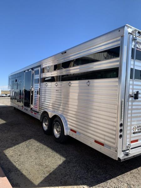 Used 2022 SMC SLE8169SR 16' Stock/Combo Trailer