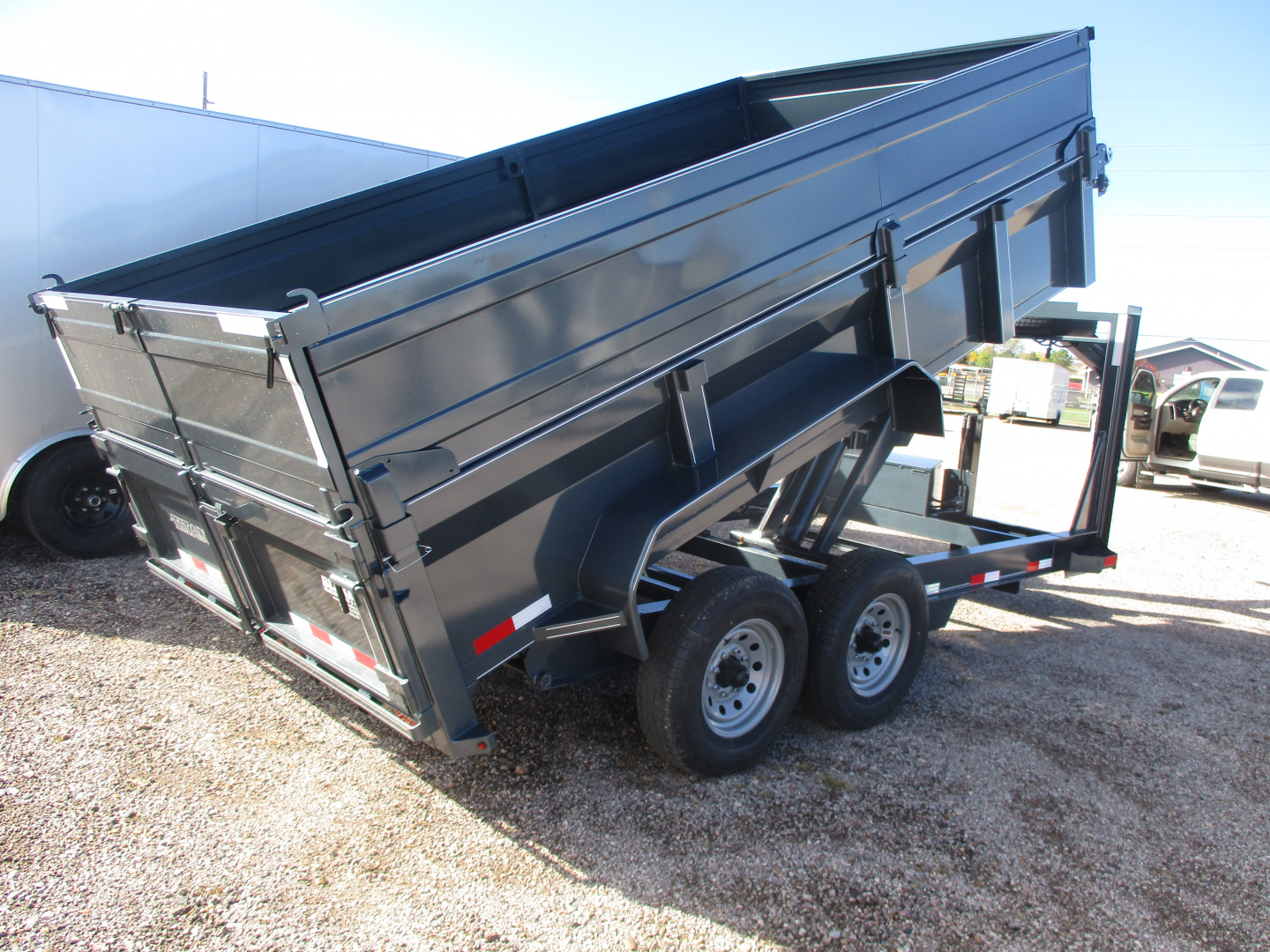 New 2026 Titan Trailer Dump Trailer 82 X 14