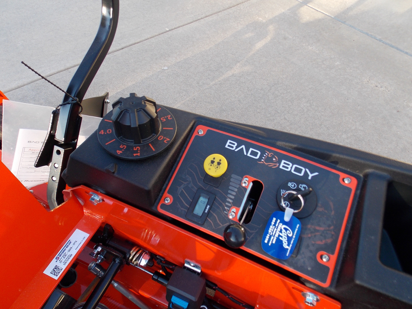 New 2026 Bad Boy ZT AVENGER 54" BAZ54FR691 Lawn Mowers