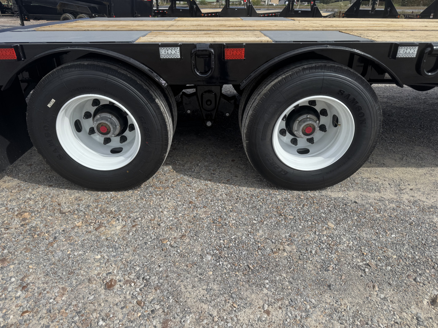 New 2026 Behnke 102"x29' 20 TON Pintle Hitch Tag Trailer *AIR RAMPS*