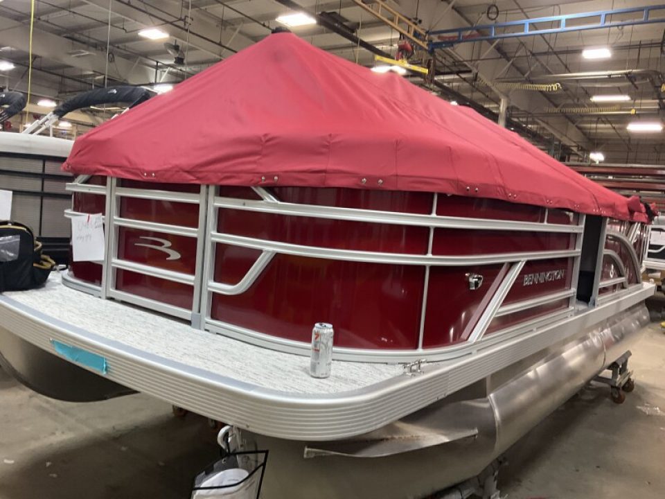 New 2026 Bennington 188 S Cruise Pontoon Boat
