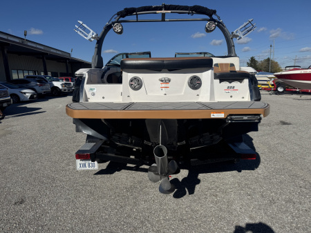 Used 2017 Other TS 222 Surf Boat