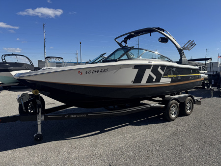 Used 2017 Other TS 222 Surf Boat