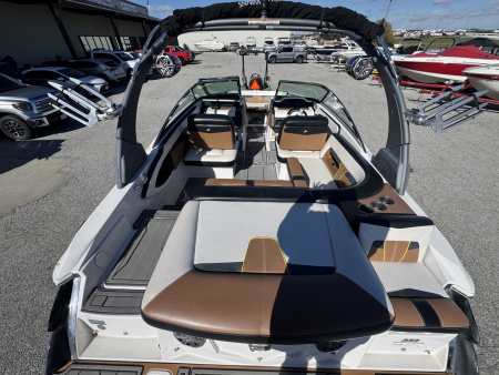 Used 2017 Other TS 222 Surf Boat