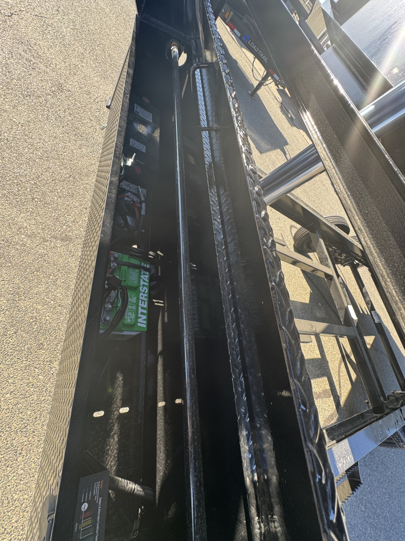 New 2026 Load Trail 83"X16' Gooseneck Dump Trailer 7 GA Floor, Ramps & Tarp, 8K Axles