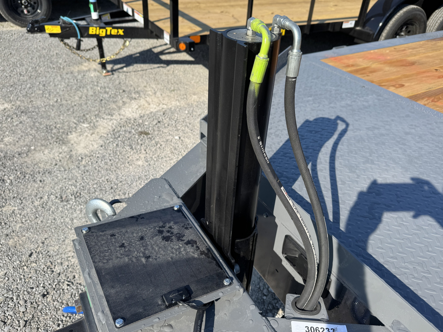 New 2026 Diamond C HDT210 Tilt Trailer PACESETTER EDITION, HYD JACK, HEAVY DUTY FENDERS