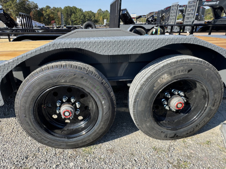 New 2026 Diamond C HDT210 Tilt Trailer PACESETTER EDITION, HYD JACK, HEAVY DUTY FENDERS