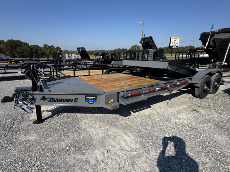 New 2026 Diamond C HDT210 Tilt Trailer PACESETTER EDITION, HYD JACK, HEAVY DUTY FENDERS