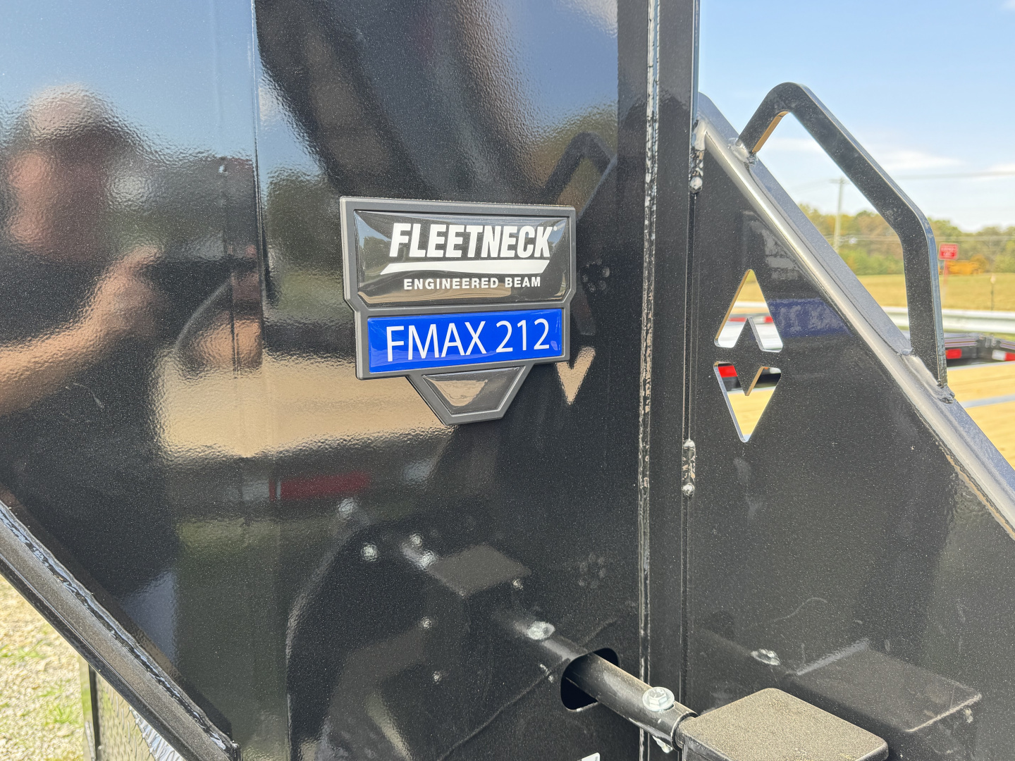 New 2026 Diamond C FMAX212 25+5 Flatbed Trailer, MAX RAMPS, 17.5 WHEEL UPGRADE, ALUMINUM OUTER WHEELS