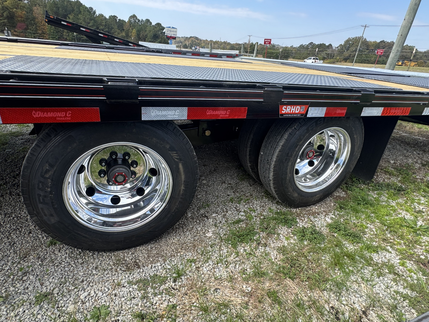 New 2026 Diamond C FMAX212 25+5 Flatbed Trailer, MAX RAMPS, 17.5 WHEEL UPGRADE, ALUMINUM OUTER WHEELS
