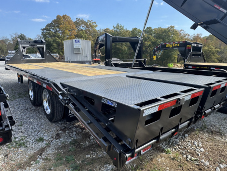 New 2026 Diamond C FMAX212 20+5 Flatbed Trailer, MAX RAMPS, 17.5 WHEEL UPGRADE, ALUMINUM OUTER WHEELS