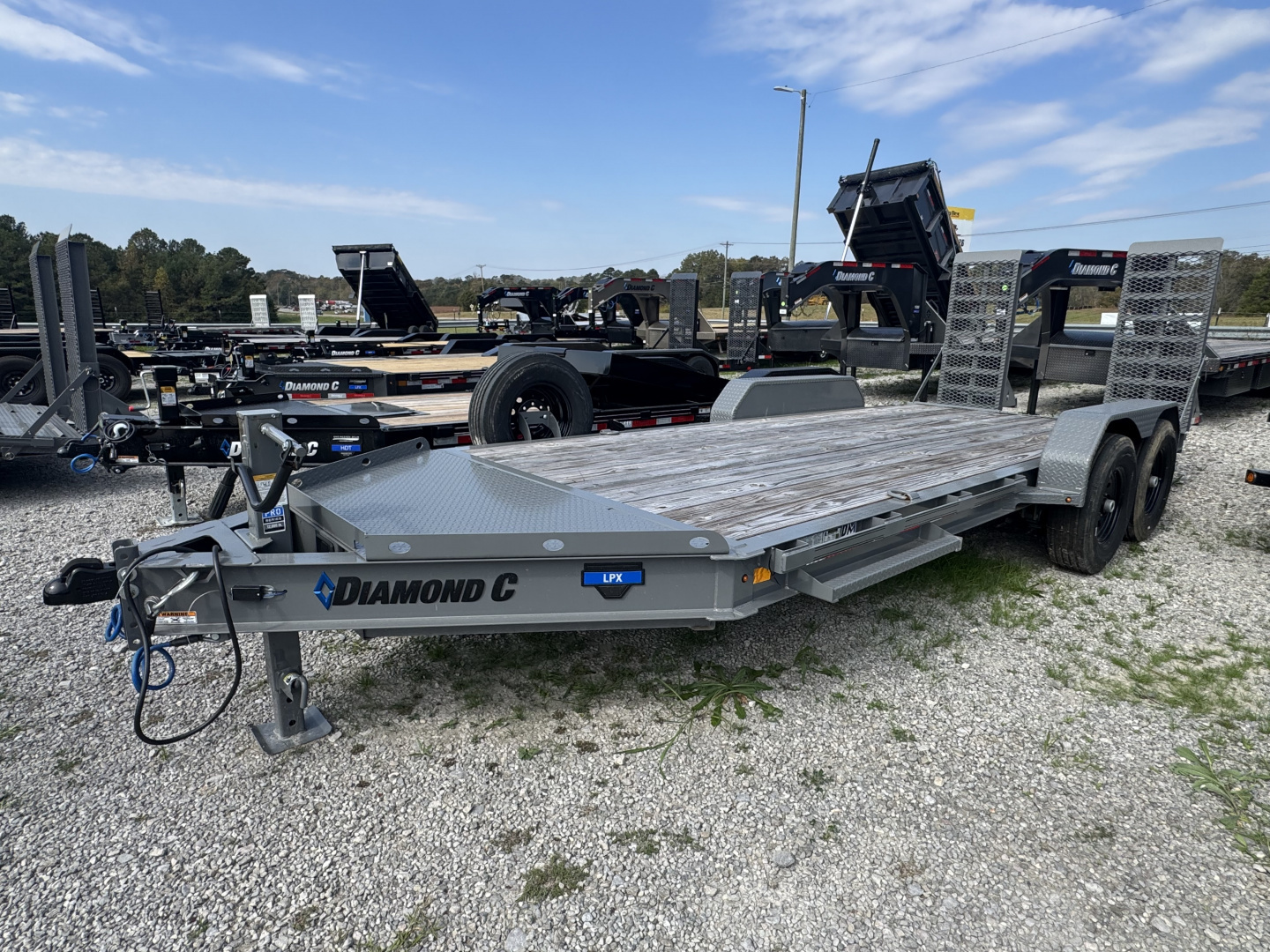 New 2025 Diamond C LPX207 18’ Equipment Trailer, KNEE RAMPS, REMOVABLE FENDERS, SPARE TIRE