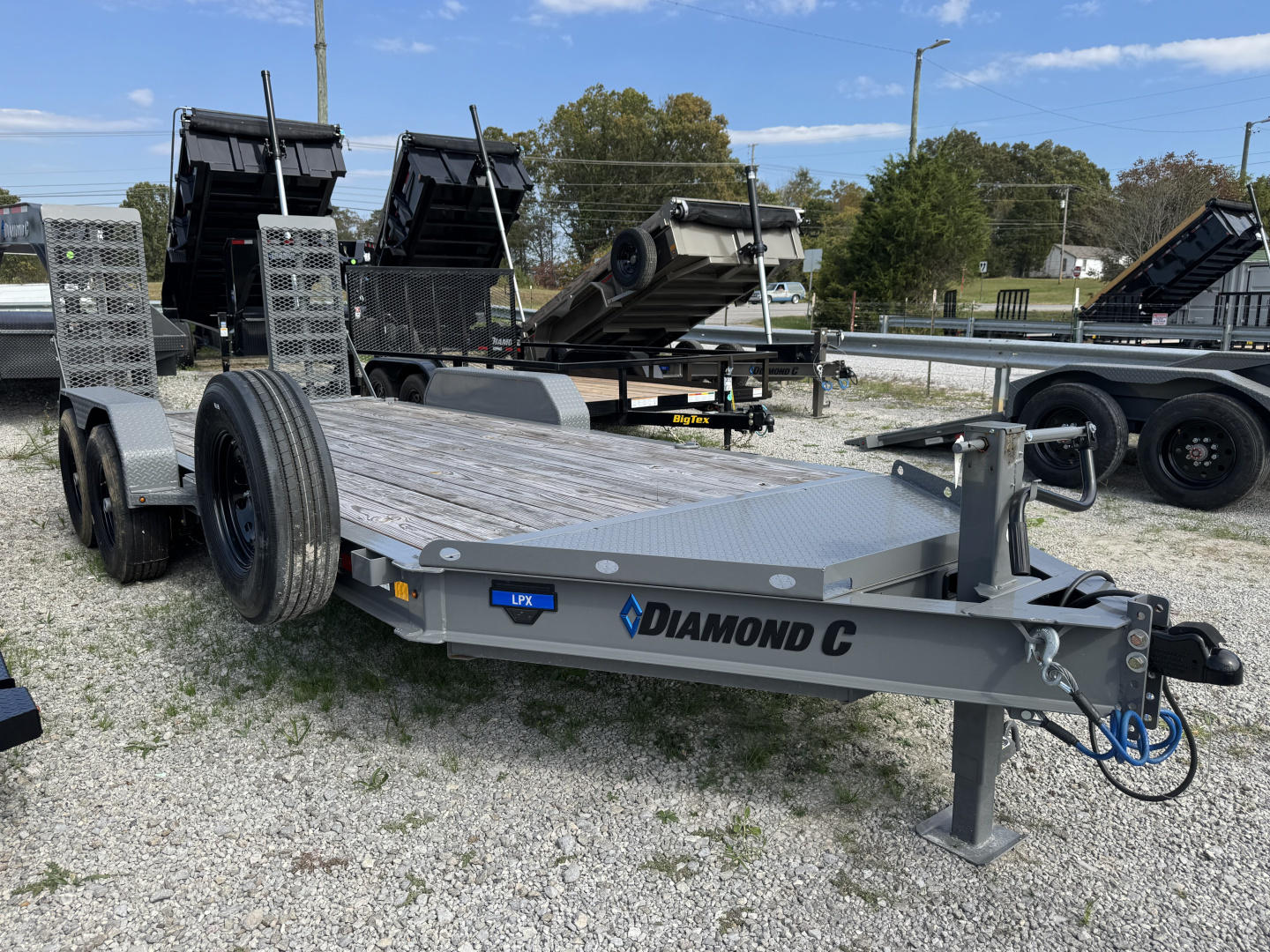 New 2025 Diamond C LPX207 18’ Equipment Trailer, KNEE RAMPS, REMOVABLE FENDERS, SPARE TIRE