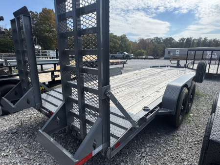 New 2025 Diamond C LPX207 18’ Equipment Trailer, KNEE RAMPS, REMOVABLE FENDERS, SPARE TIRE