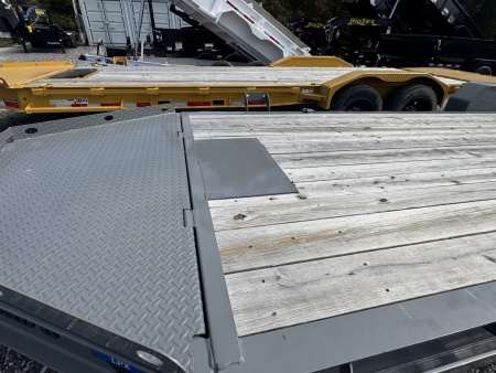 New 2025 Diamond C LPX208 22’ EQUIPMENT TRAILER, WINCH PLATE, MAX RAMPS