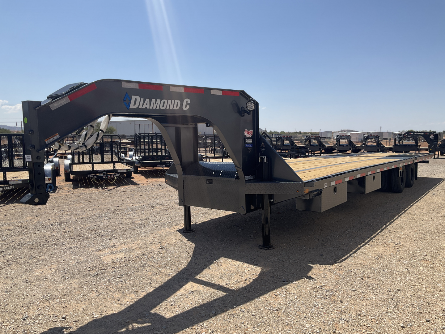New 2026 Diamond C 102"x35' Engineered Beam FMAX212 w/ Hyd. Dovetail Pacesetter Edition