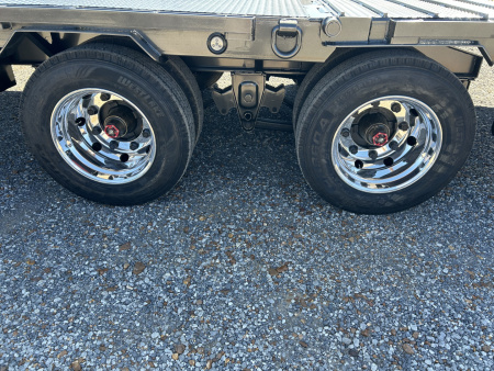 New 2026 MAXXD Gooseneck Trailer | 32' x 102' 30K GVWR