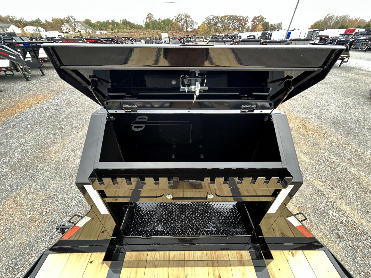 New 2026 MAXXD Gooseneck Flatbed Trailer | 102" x 28' 30K GVWR