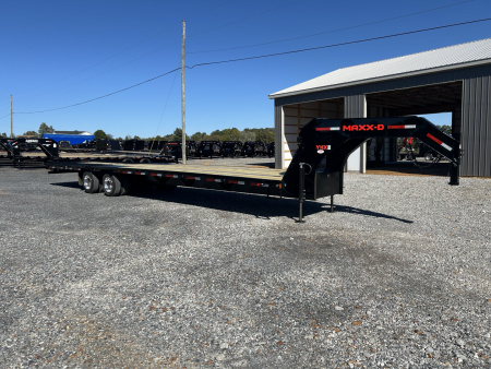 New 2026 MAXXD Hydraulic Dovetail Gooseneck Trailer | 102  x 36' | 40K GVWR