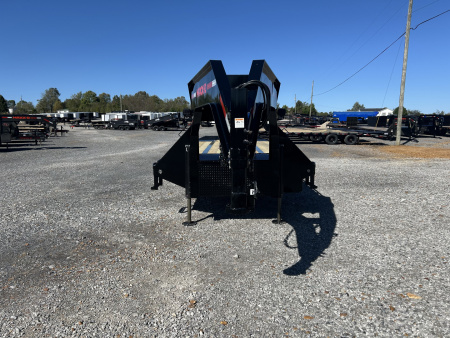 New 2026 MAXXD Hydraulic Dovetail Gooseneck Trailer | 102" x 36' | 40K GVWR