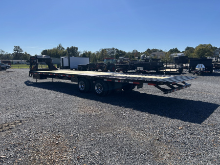 New 2026 MAXXD Hydraulic Dovetail Gooseneck Trailer | 102" x 36' | 40K GVWR