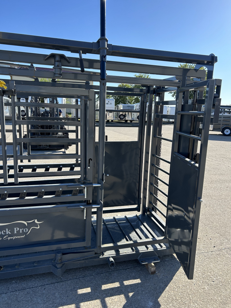 New 2026 Other M1200 Cattle Squeeze Chute w/ Palpation Cage Livestock Equipment