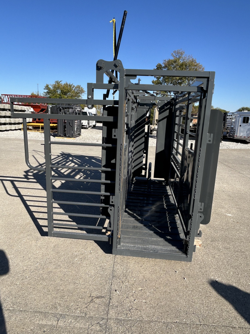 New 2026 Other M1200 Cattle Squeeze Chute w/ Palpation Cage Livestock Equipment