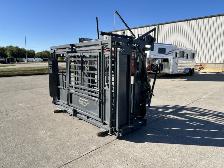 New 2026 Other M1200 Cattle Squeeze Chute w/ Palpation Cage Livestock Equipment