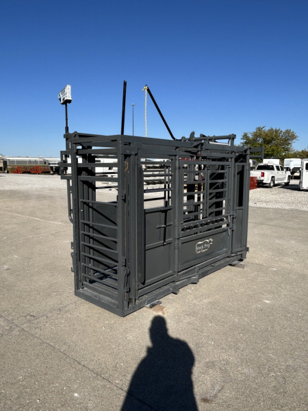 New 2026 Other M1200 Cattle Squeeze Chute w/ Palpation Cage Livestock Equipment